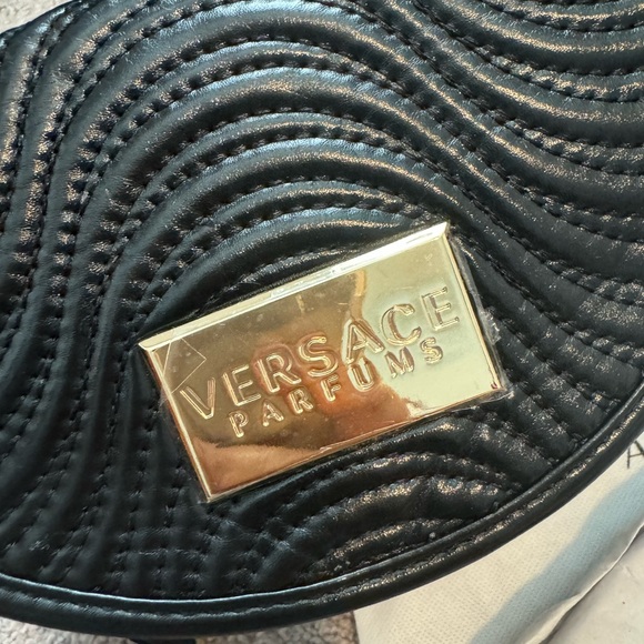 Versace Parfums Wristlet Bag It’s NWOT - Picture 5 of 8